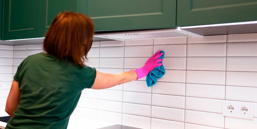 Cómo limpiar azulejos de cocina
