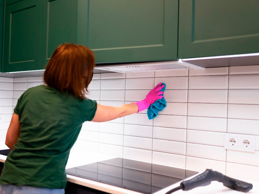 Cómo limpiar azulejos de cocina